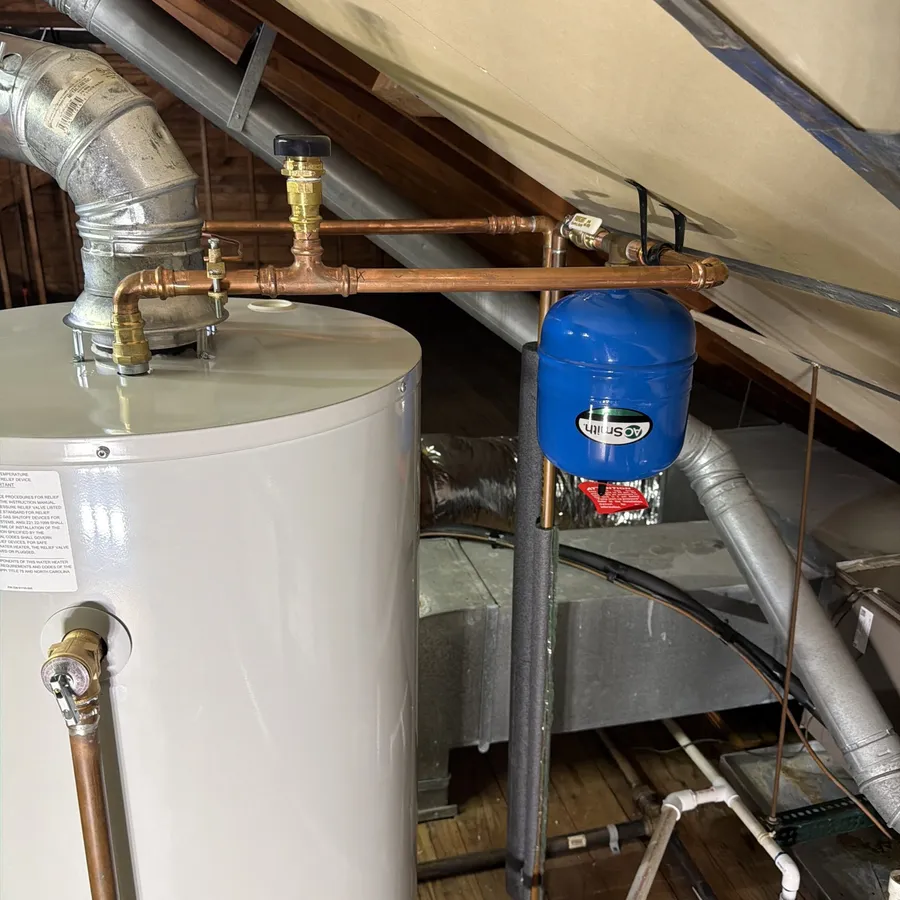 Emergency water heater replacement in a tight utility space
